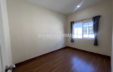 ขาย ทาวน์โฮม โกลเด้น ทาวน์ กาดรวมโชค ราคาเพียง 3.65 ล้านบาท (ฟรีโอน)